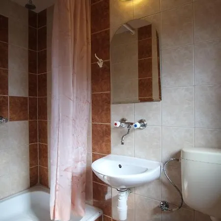 U Chowanca בית אירוח *